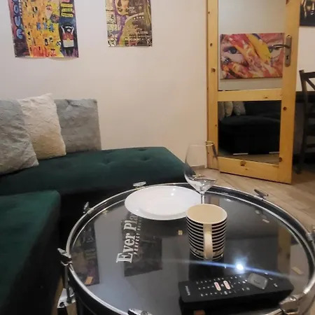 아파트호텔 Pretty Woman Meldunek Samodzielny 24h - Chorzow Katowice 3*