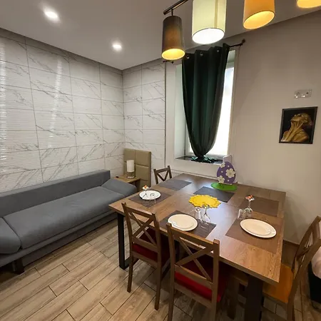 Pretty Woman Meldunek Samodzielny 24h - Chorzow Katowice 3* 바이톰