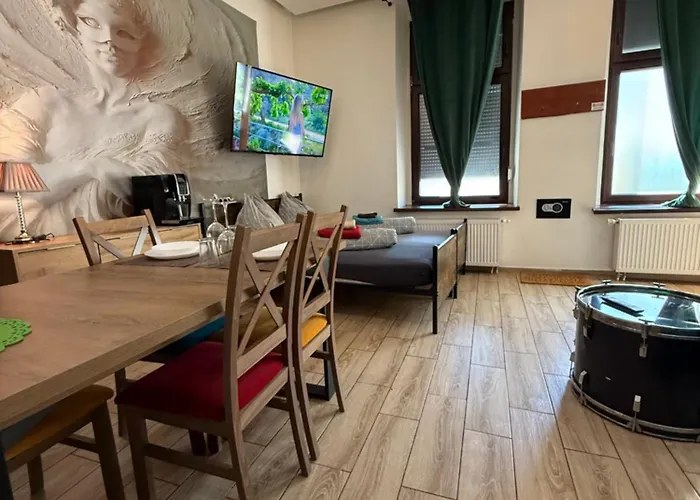 Апарт-отель Pretty Woman Meldunek Samodzielny 24h - Chorzow Katowice